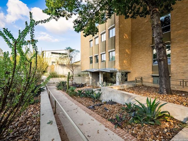 1115 S Alamo St Unit 2304, San Antonio, TX 78210