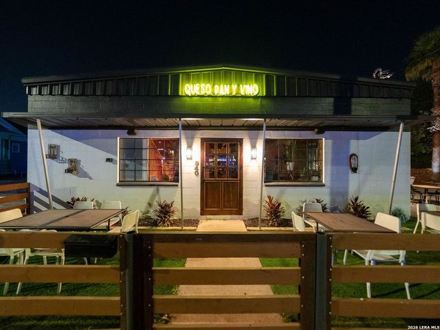 1115 S Alamo St Unit 2304, San Antonio, TX 78210