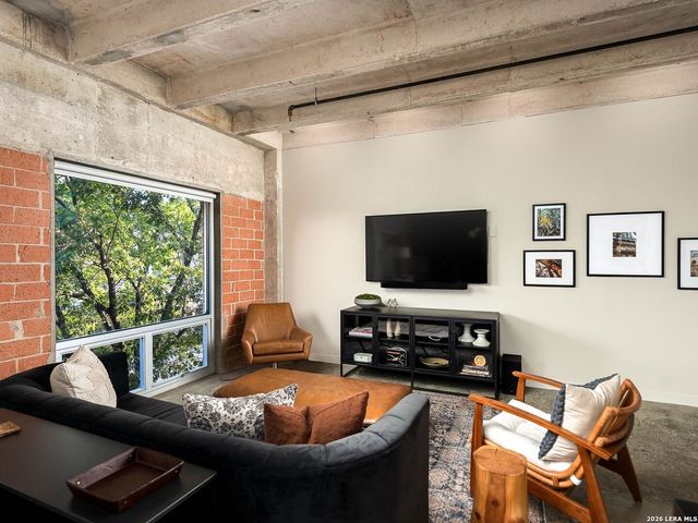 1115 S Alamo St Unit 2304, San Antonio, TX 78210