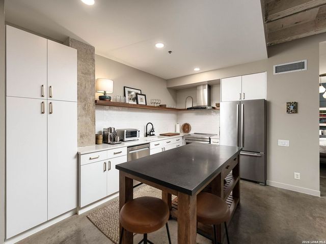 1115 S Alamo St Unit 2304, San Antonio, TX 78210