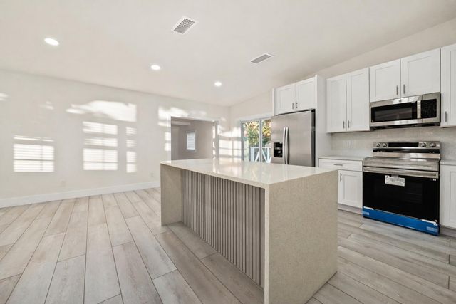 6934 Tradewind Way, Lake Worth, FL 33462