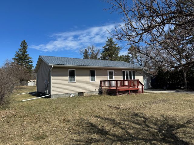 311 26th Street NW, Bemidji, MN 56601