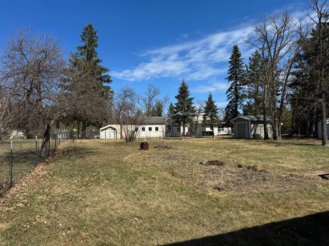 311 26th Street NW, Bemidji, MN 56601