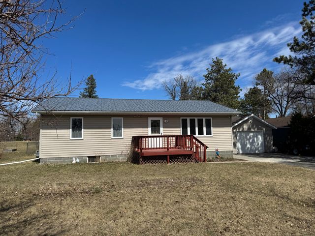 311 26th Street NW, Bemidji, MN 56601