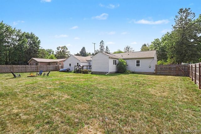 249 S Coats Road, Oxford, MI 48371