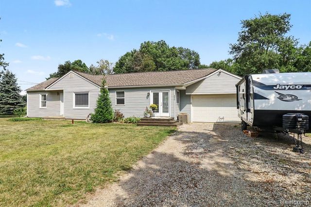 249 S Coats Road, Oxford, MI 48371