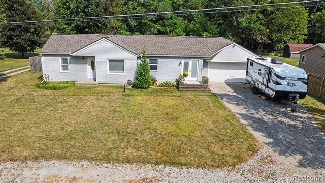249 S Coats Road, Oxford, MI 48371