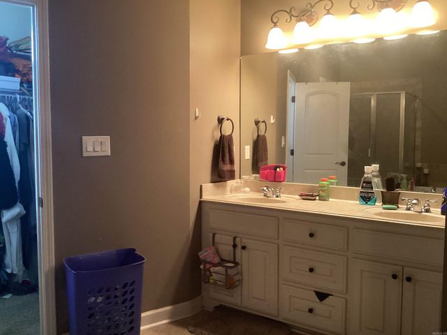 6013 Peacefield Cove, Benton, AR 72019