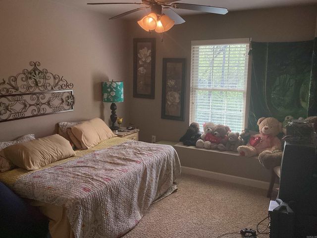 6013 Peacefield Cove, Benton, AR 72019