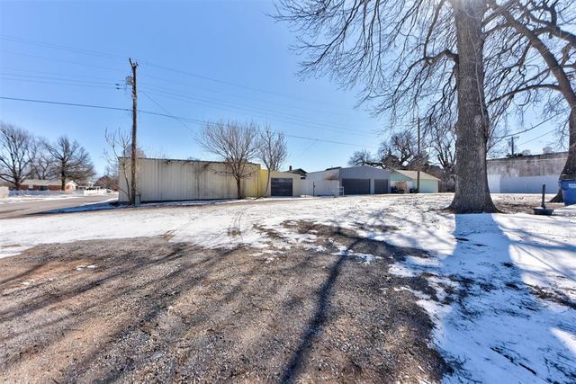 316 N Choctaw Avenue, El Reno, OK 73036