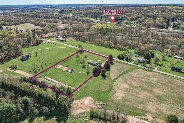 240 Hamburg Road, Hempfield Twp, PA 16125