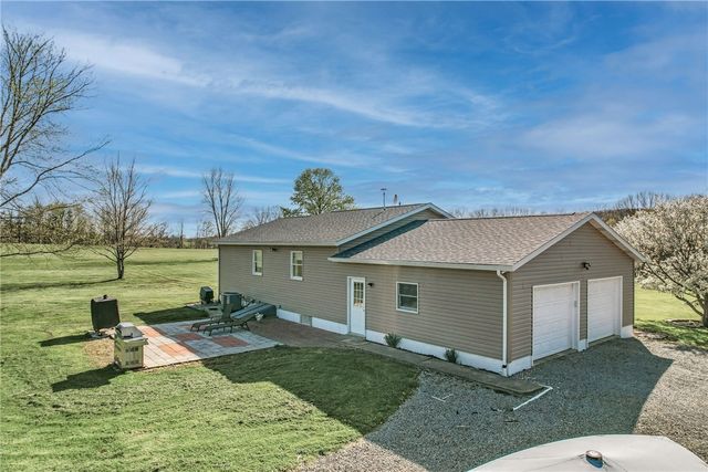 240 Hamburg Road, Hempfield Twp, PA 16125