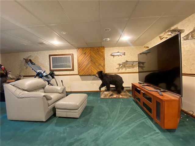 240 Hamburg Road, Hempfield Twp, PA 16125