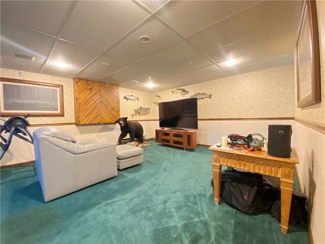 240 Hamburg Road, Hempfield Twp, PA 16125