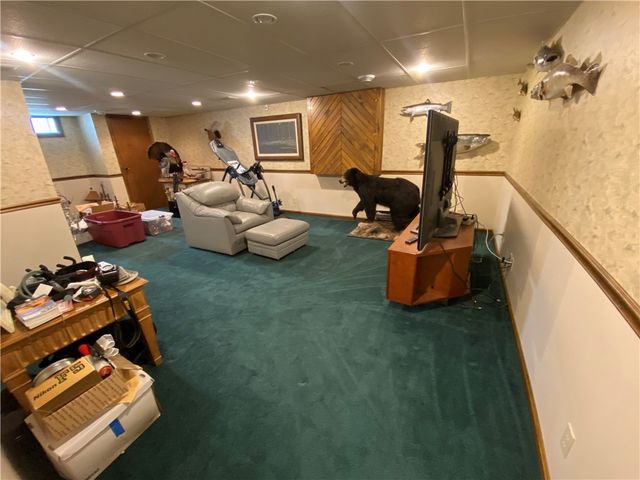 240 Hamburg Road, Hempfield Twp, PA 16125