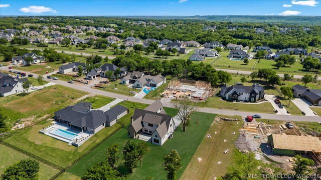 17683 E White Tail Cove, Owasso, OK 74055
