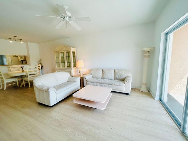 4723 Lucerne Lakes Boulevard E 634, Lake Worth, FL 33467