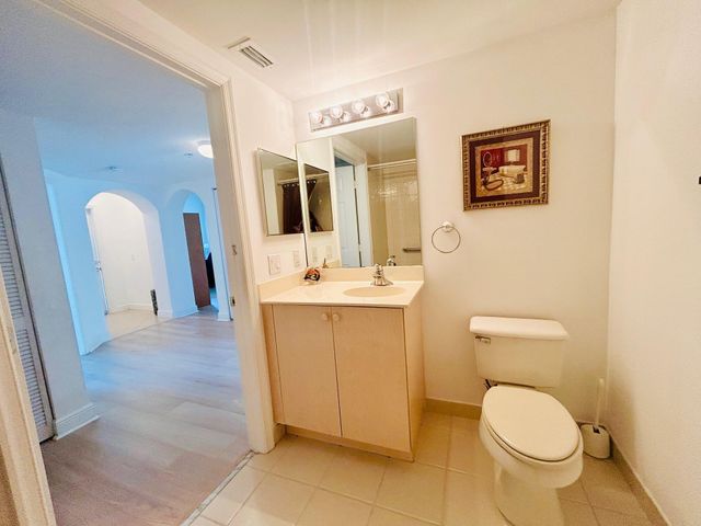 4723 Lucerne Lakes Boulevard E 634, Lake Worth, FL 33467