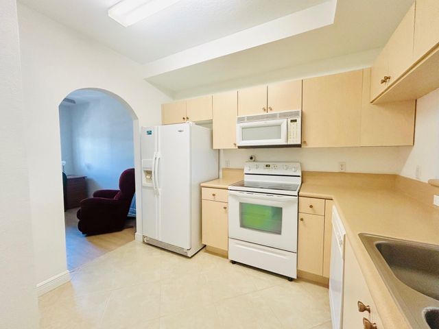 4723 Lucerne Lakes Boulevard E 634, Lake Worth, FL 33467