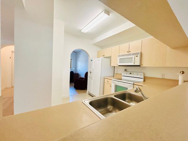 4723 Lucerne Lakes Boulevard E 634, Lake Worth, FL 33467