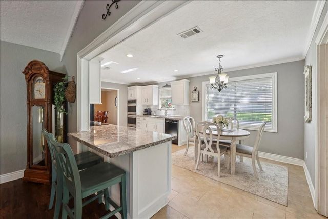 5925 Longwood Street, Beaumont, TX 77707