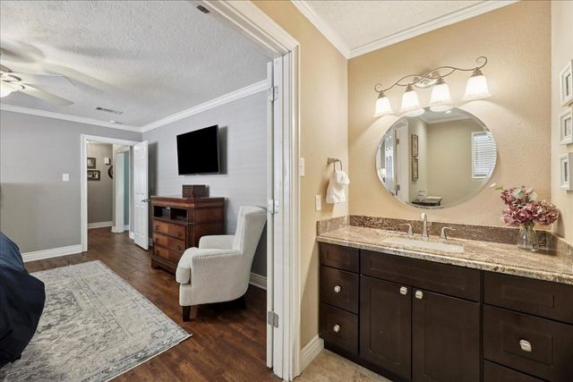 5925 Longwood Street, Beaumont, TX 77707