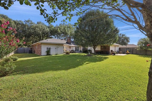 5925 Longwood Street, Beaumont, TX 77707