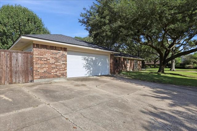 5925 Longwood Street, Beaumont, TX 77707