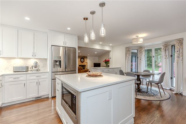 7 White Birch Road, Cranston, RI 02920