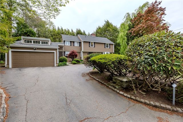 7 White Birch Road, Cranston, RI 02920