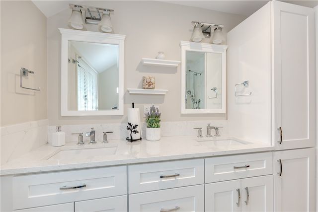 7 White Birch Road, Cranston, RI 02920