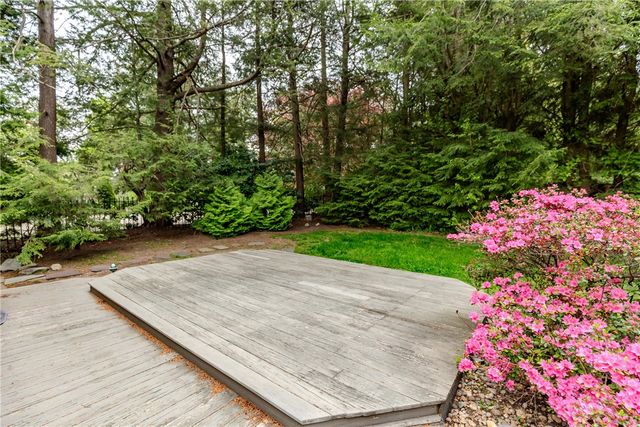 7 White Birch Road, Cranston, RI 02920