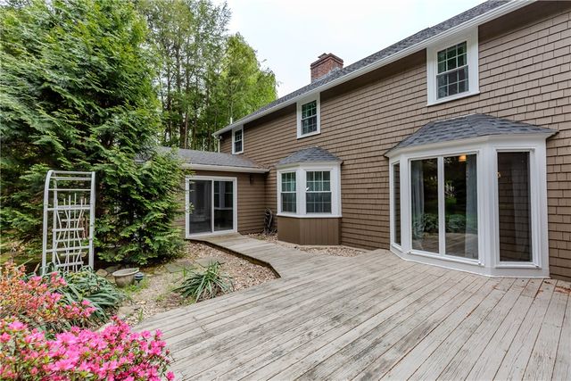 7 White Birch Road, Cranston, RI 02920