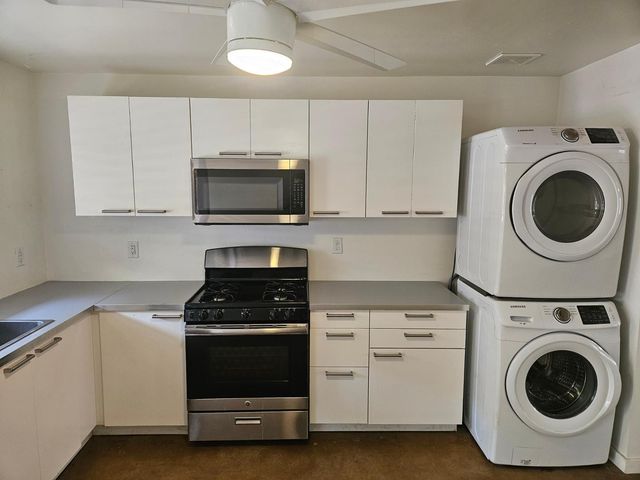 802 W Turney Avenue 12A, Phoenix, AZ 85013