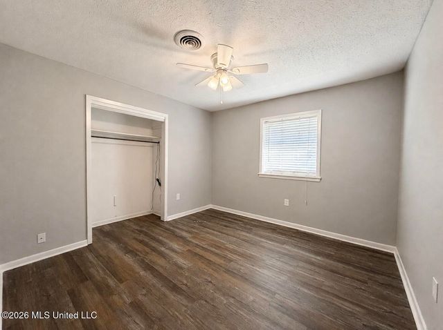 1016 Tanglewood Drive, Clinton, MS 39056