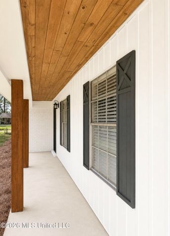 1016 Tanglewood Drive, Clinton, MS 39056