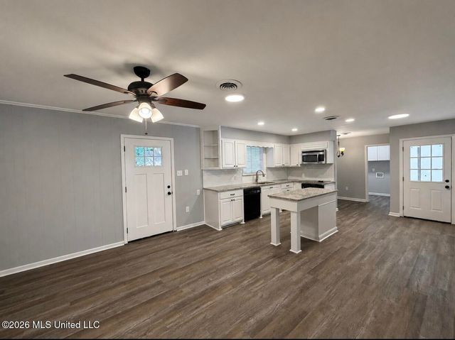 1016 Tanglewood Drive, Clinton, MS 39056