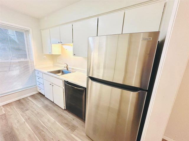 3822 Southway DR 103, Austin, TX 78704