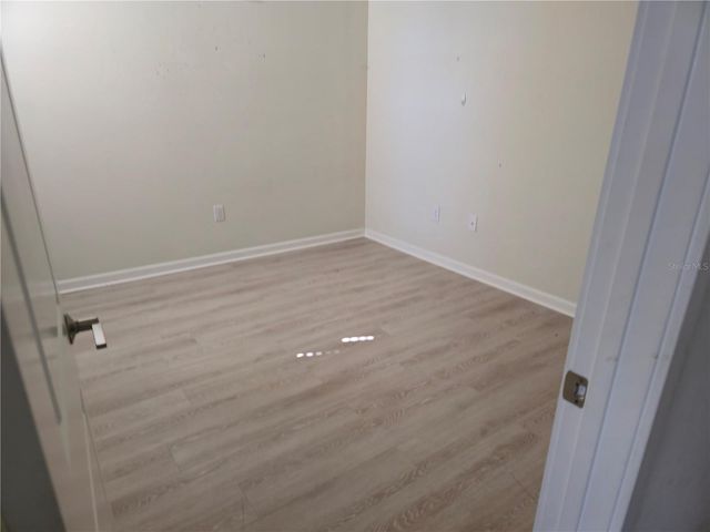 9067 MENEWA COURT, Orlando, FL 32825