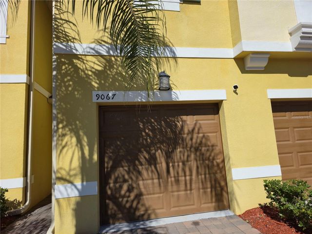9067 MENEWA COURT, Orlando, FL 32825