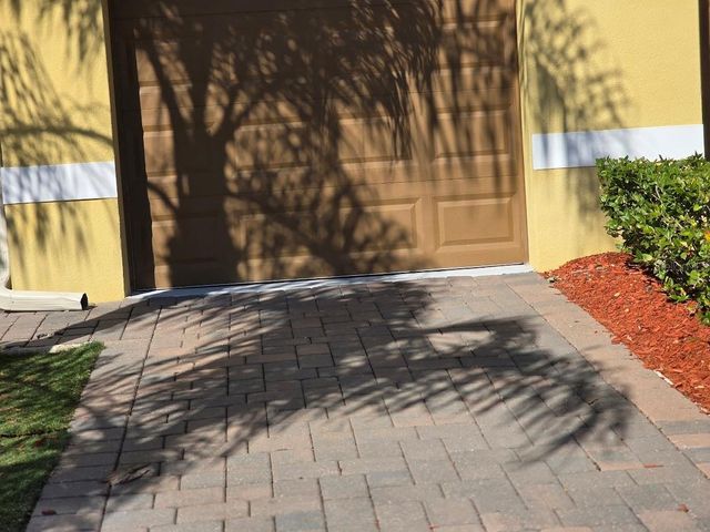 9067 MENEWA COURT, Orlando, FL 32825