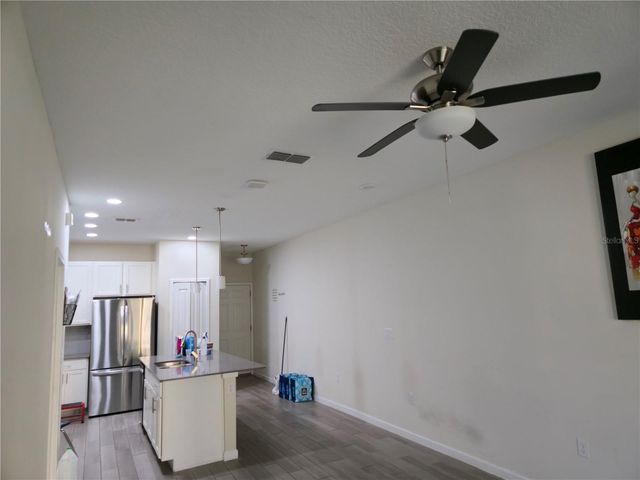 9067 MENEWA COURT, Orlando, FL 32825