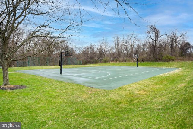 465 WOODSTOCK LN, Wilmington, DE 19808