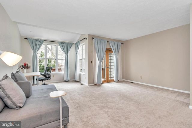 465 WOODSTOCK LN, Wilmington, DE 19808