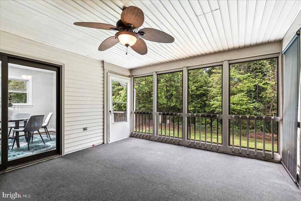 Image 12 of property listing at 456 RUTH RD, Arnold, MD 21012