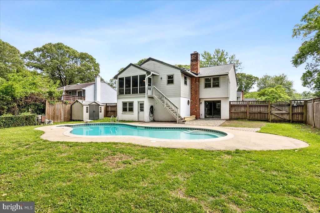 Image 30 of property listing at 456 RUTH RD, Arnold, MD 21012