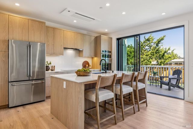 308 Marin Ave, Mill Valley, CA 94941