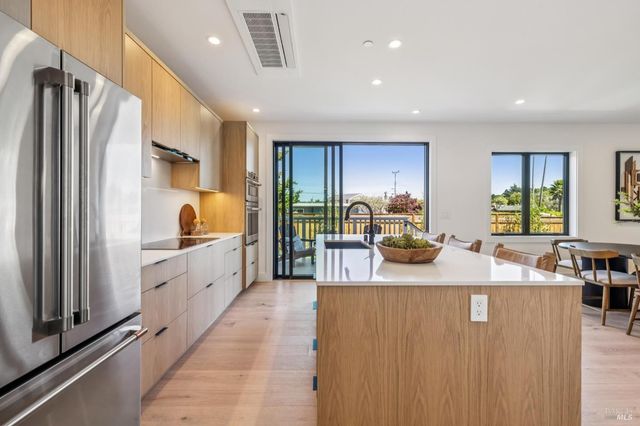 308 Marin Ave, Mill Valley, CA 94941