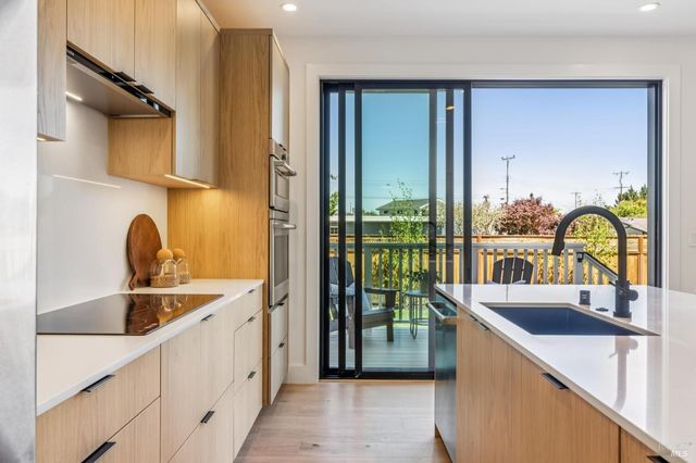 308 Marin Ave, Mill Valley, CA 94941