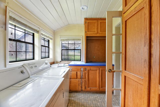 6285 Thompson Creek Road, Applegate, OR 97530